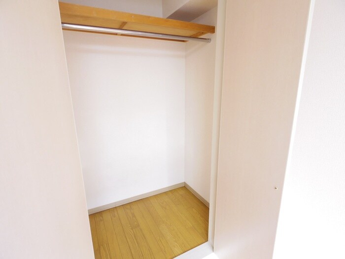 物件内観写真11　(収納)