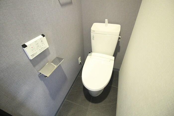 物件内観写真6　(トイレ)