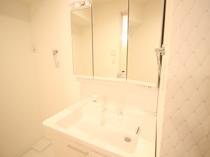 物件内観写真13　(洗面)