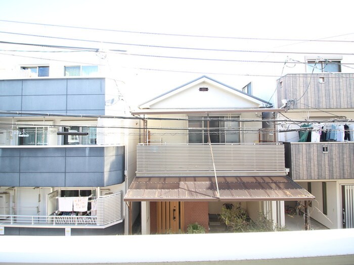 物件内観写真20　(室内からの展望)