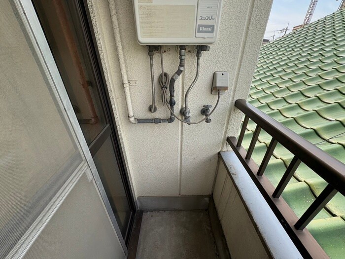 物件内観写真11　(洗濯機置場)