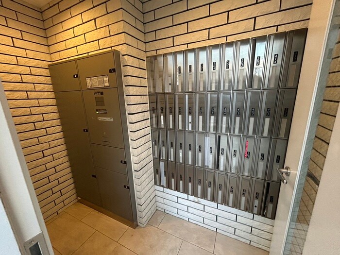 物件外観写真6　(建物設備)