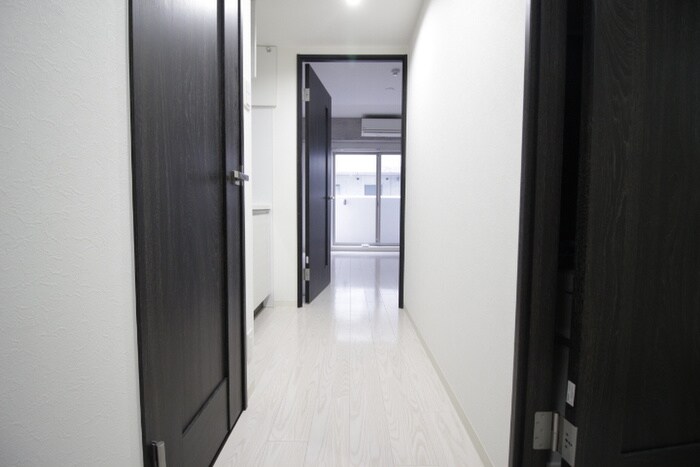 物件内観写真22　(廊下)