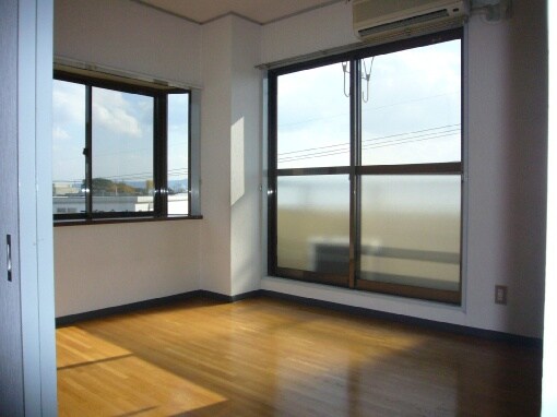 物件内観写真12　(居室)