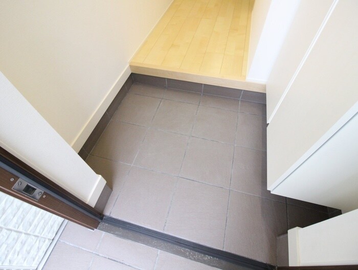 物件内観写真21　(玄関)