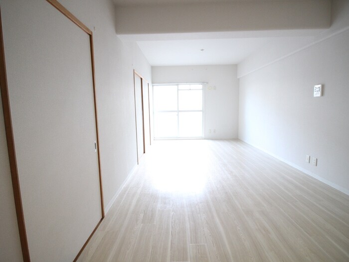 物件内観写真12　(居室)