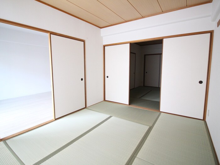 物件内観写真13　(居室)