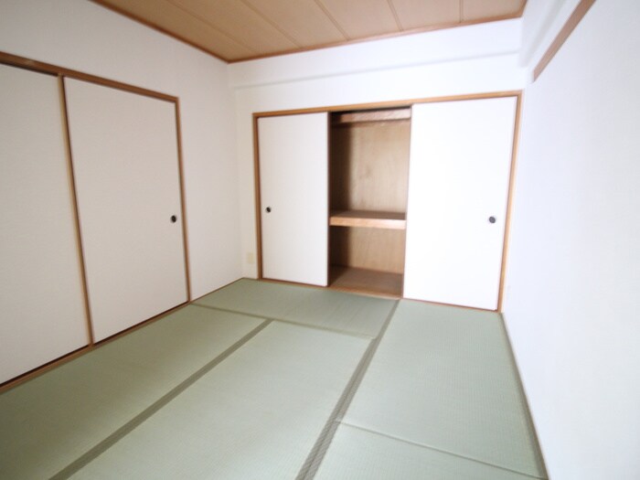 物件内観写真19　(居室)