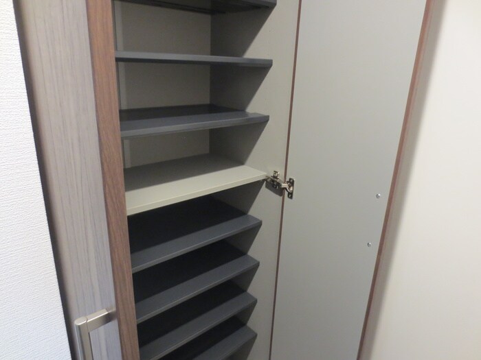 物件内観写真17　(靴箱)