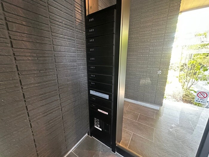 物件外観写真6　(建物設備)