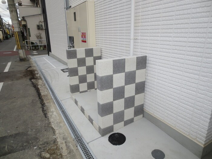 物件外観写真5　(駐輪場)