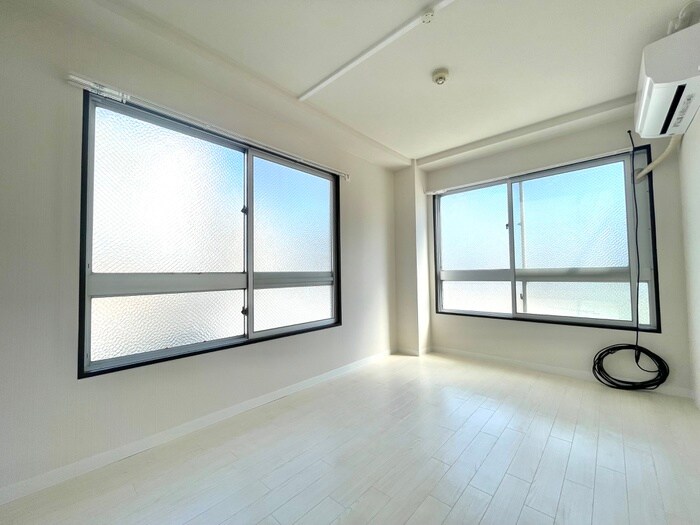 物件内観写真21　(居室)