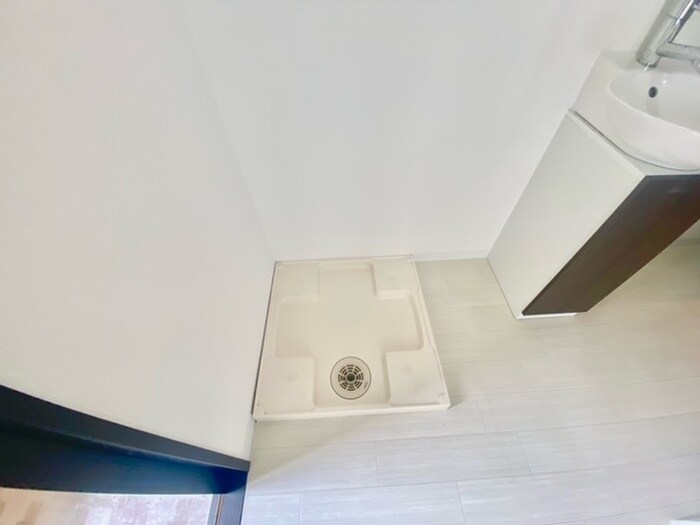 物件内観写真11　(洗濯機置場)