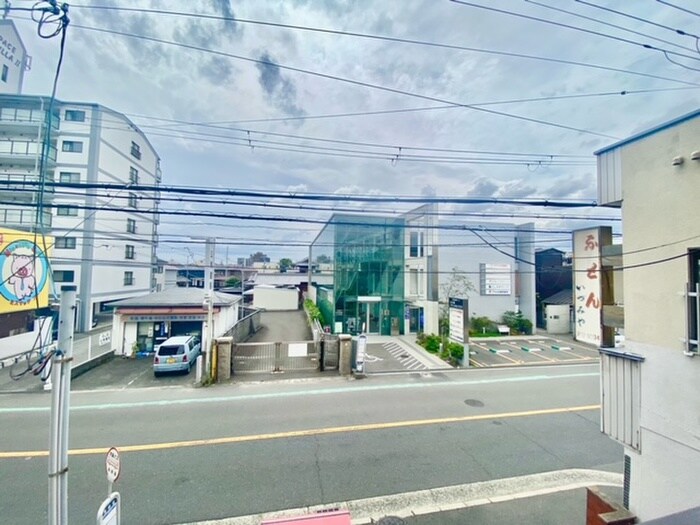 物件内観写真20　(室内からの展望)