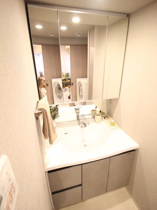 物件内観写真15　(洗面)