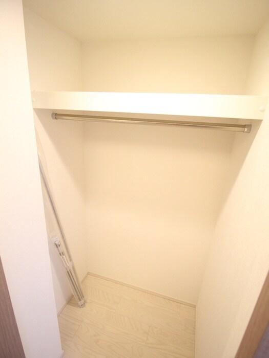 物件内観写真20　(収納)