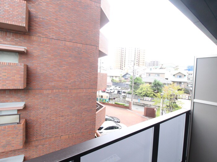 物件内観写真21　(室内からの展望)