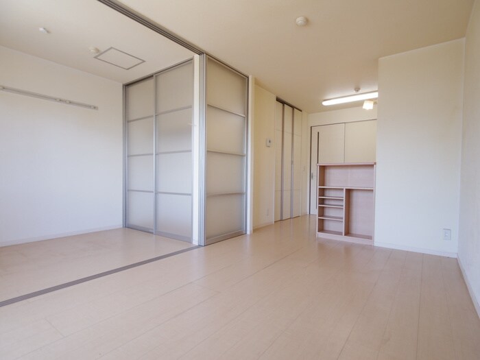 物件内観写真6　(居室)