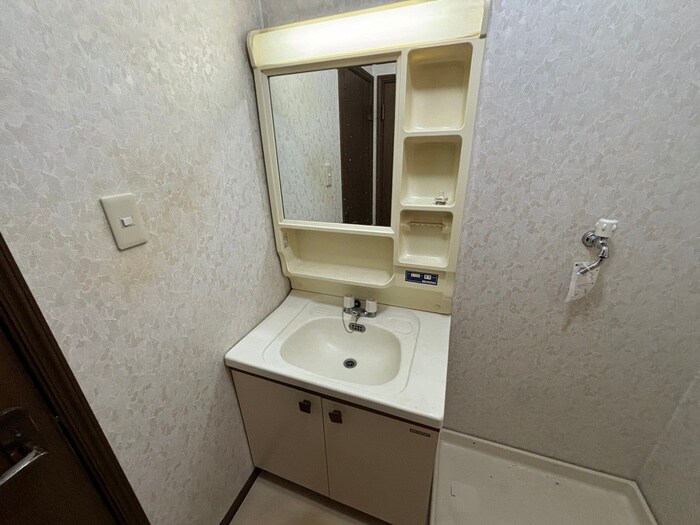 物件内観写真13　(洗面)