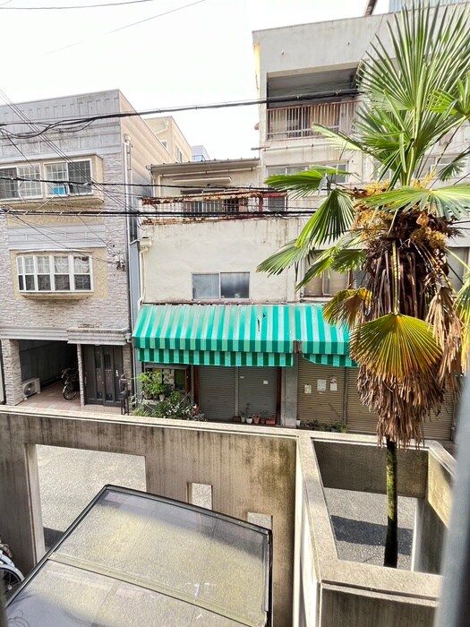 物件内観写真19　(室内からの展望)