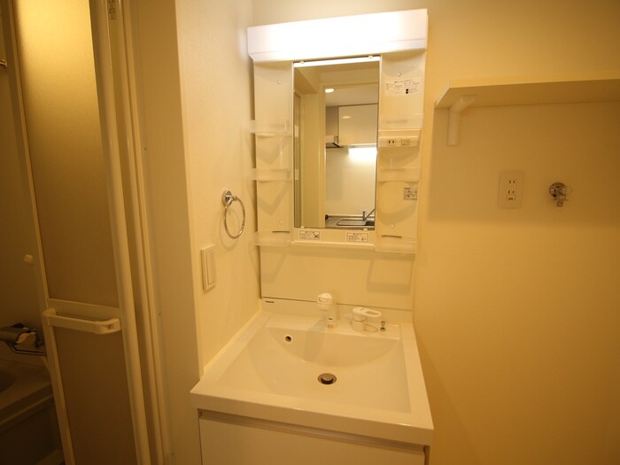 物件内観写真12　(洗面)