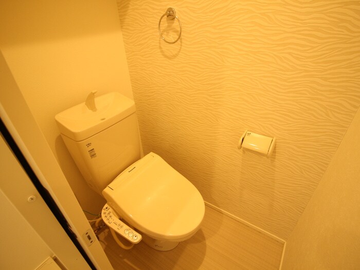 物件内観写真14　(トイレ)