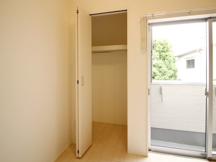 物件内観写真18　(収納)