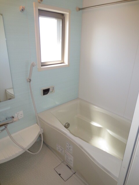 物件内観写真10　(バス／シャワールーム等)