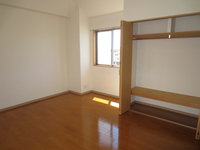 物件内観写真13　(居室)