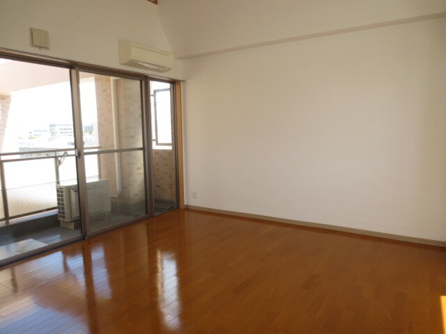 物件内観写真15　(居室)