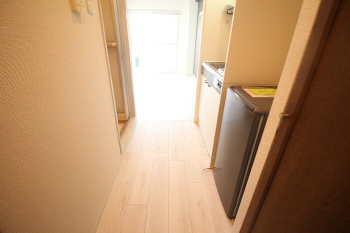 物件内観写真18　(廊下)