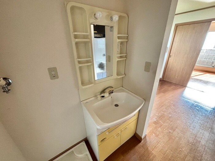 物件内観写真15　(洗面)