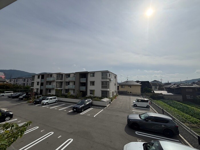 物件内観写真22　(室内からの展望)