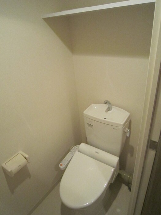 物件内観写真13　(トイレ)