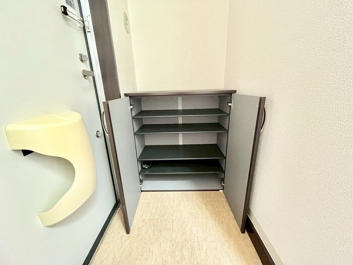 物件内観写真14　(靴箱)