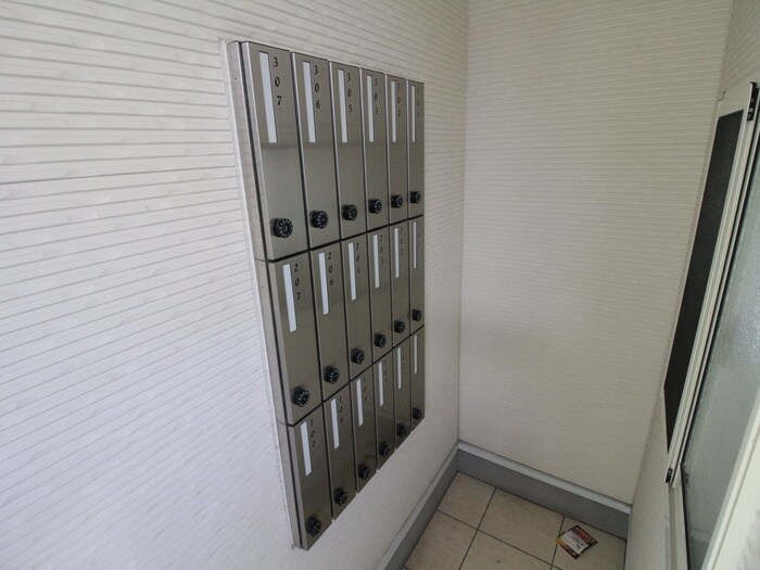 物件外観写真6　(建物設備)