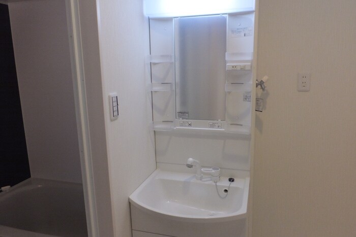 物件内観写真10　(洗面)