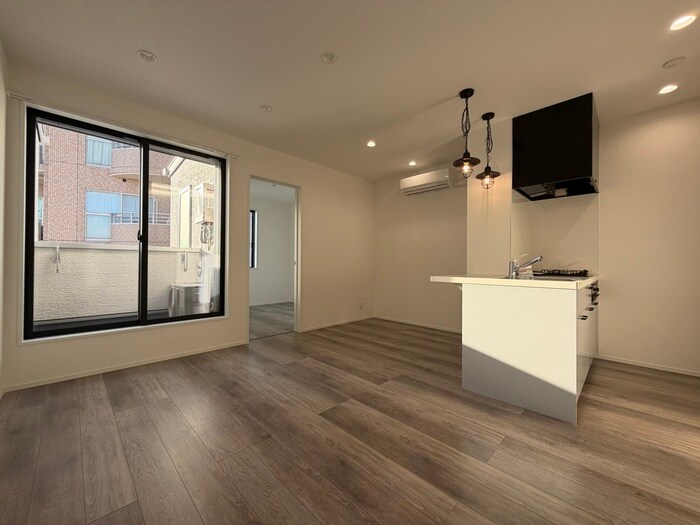 物件内観写真4　(居室)