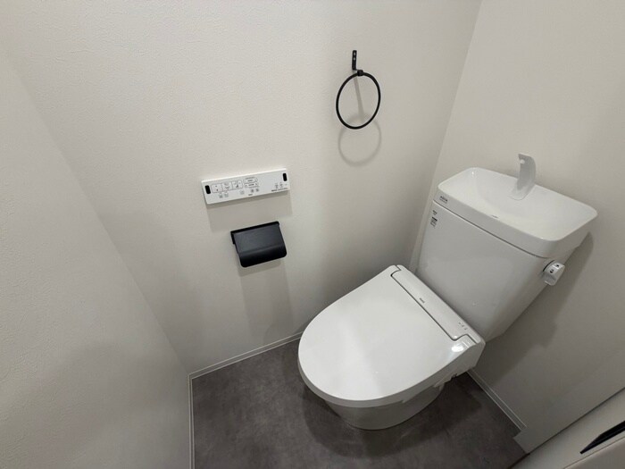 物件内観写真11　(トイレ)