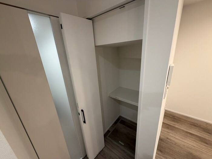 物件内観写真12　(収納)