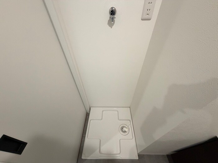 物件内観写真14　(洗濯機置場)