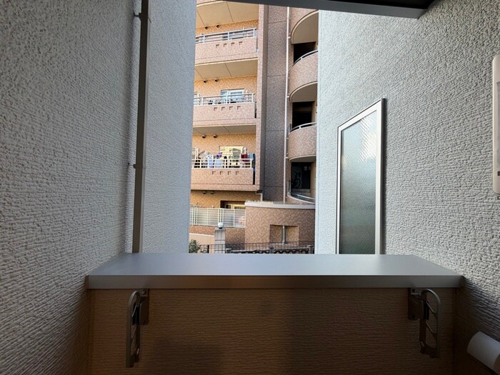 物件内観写真19　(室内からの展望)