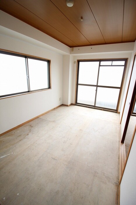 物件内観写真11　(居室)