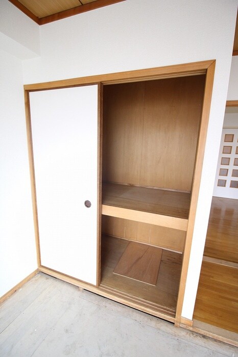 物件内観写真13　(収納)