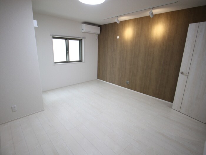 ﾌｼﾞﾊﾟﾚｽ南海貝塚駅西Ⅰ番館の居室