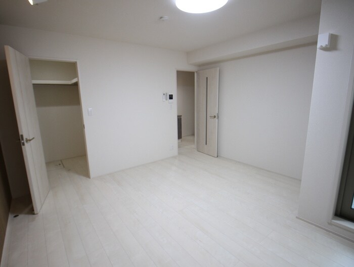 ﾌｼﾞﾊﾟﾚｽ南海貝塚駅西Ⅰ番館の居室