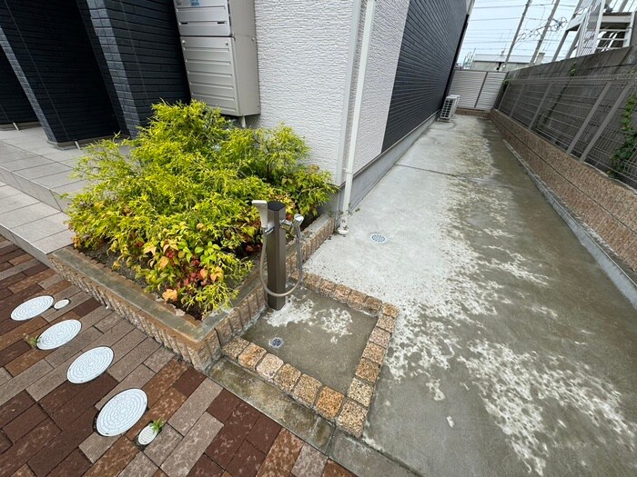 物件外観写真4　(建物設備)