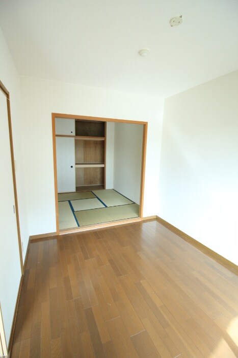 物件内観写真9　(内観写真)