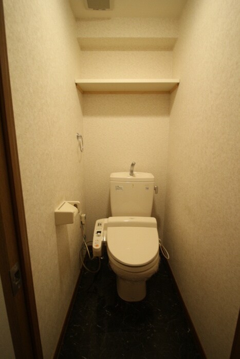 物件内観写真15　(トイレ)