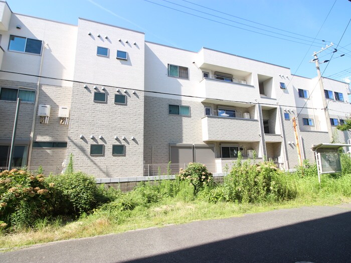 物件外観写真5　(その他)